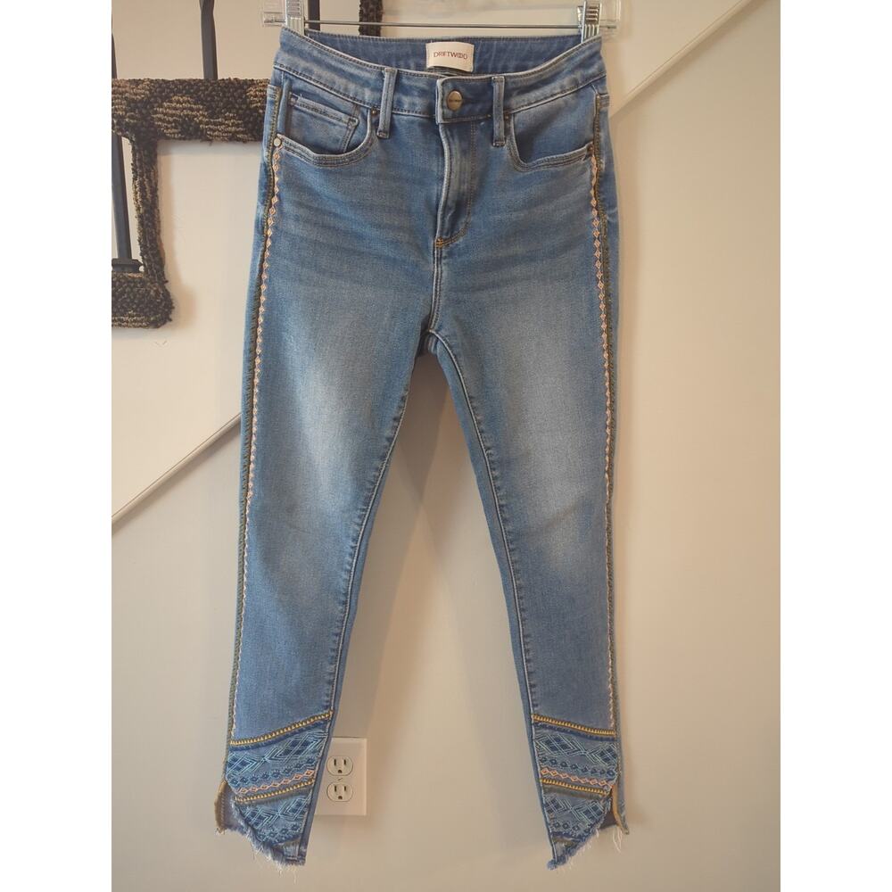 Driftwood Jeans Women's 24x28 Blue Jackie High Rise Embroidered Side Trim Aztec
